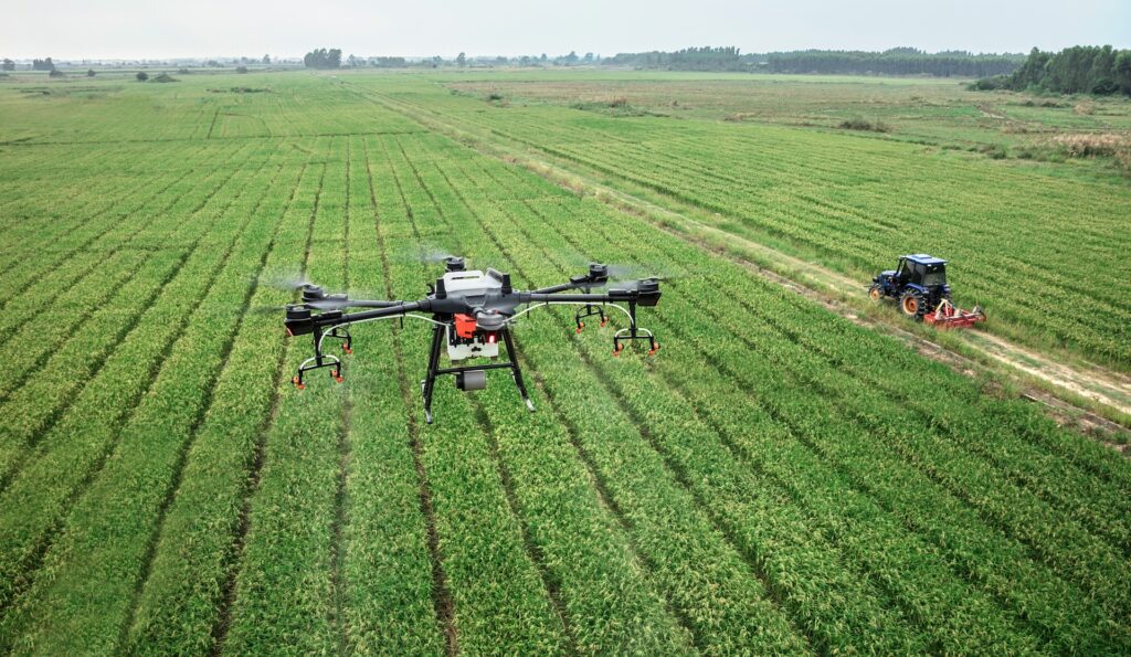 Drone agricoltura innovazione Foto di DJI-Agras by Pixabay